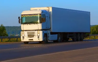 İzmir ile Dernekpazarı Arası Öğrenci Eşyası Taşıma